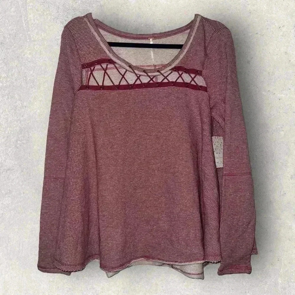 Free People Sweaters - NWT free people Lacey love sweater size small